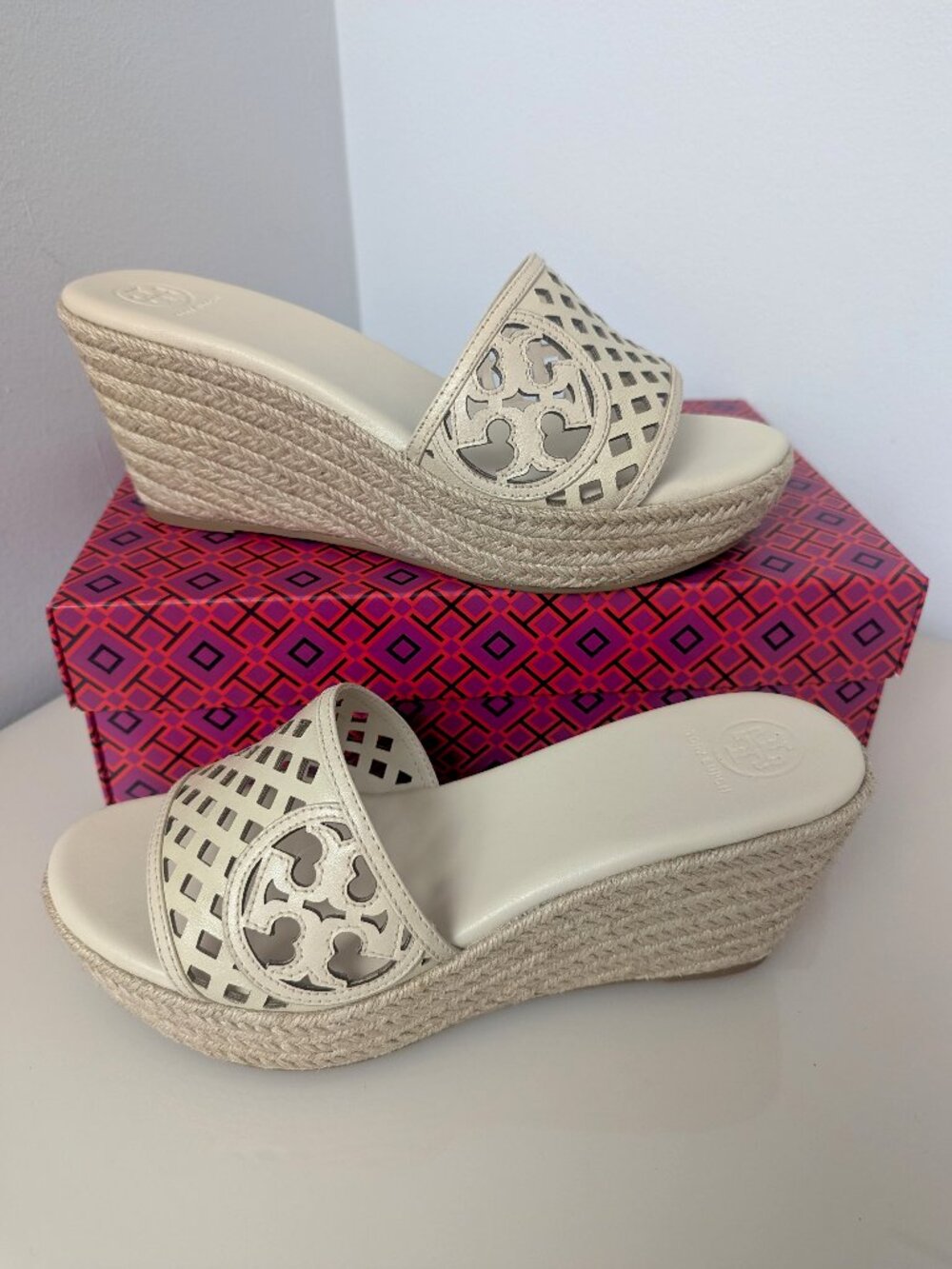 Tory Burch Thatched Perforated Cutout Espadrille Platform Dulce De Leche Cream 9